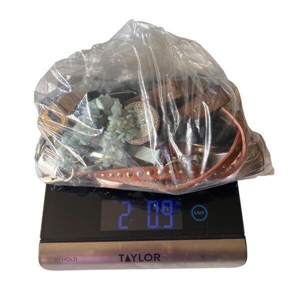 2 POUNDS‎ Broken / Damaged WATCHES Lot / Repair Parts / Junk / Pre-Owned Watches - Picture 4 of 7